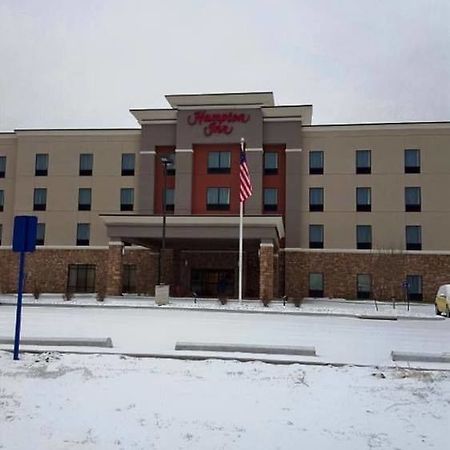 Hampton Inn Pratt Exterior foto