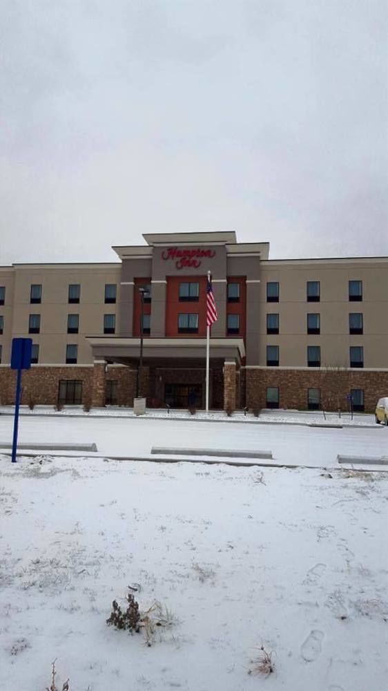 Hampton Inn Pratt Exterior foto